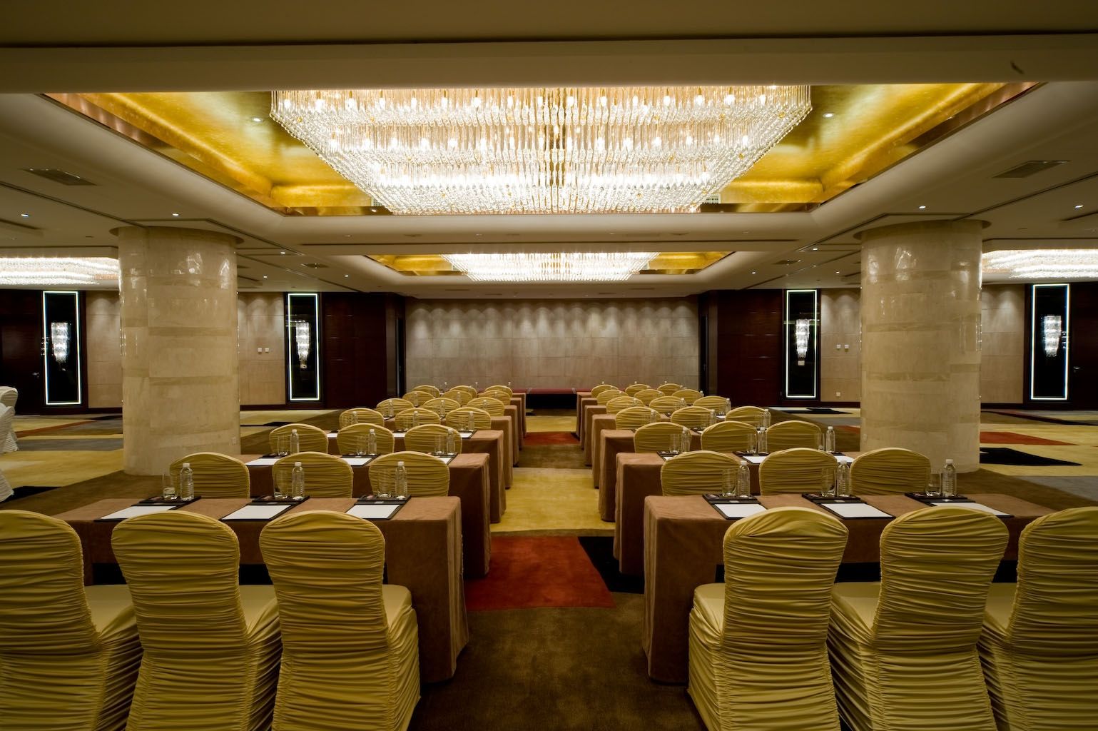 Doubletree By Hilton Shanghai Jing'An Exteriör bild